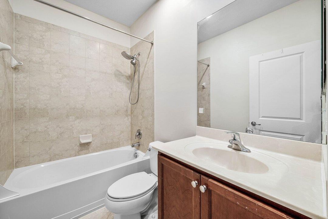 027-48NorthwestHawthornePlace-BocaRaton-