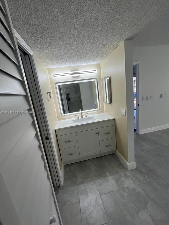В аренду: $2,100 (1 спален, 1 ванн, 1033 Квадратных фут)