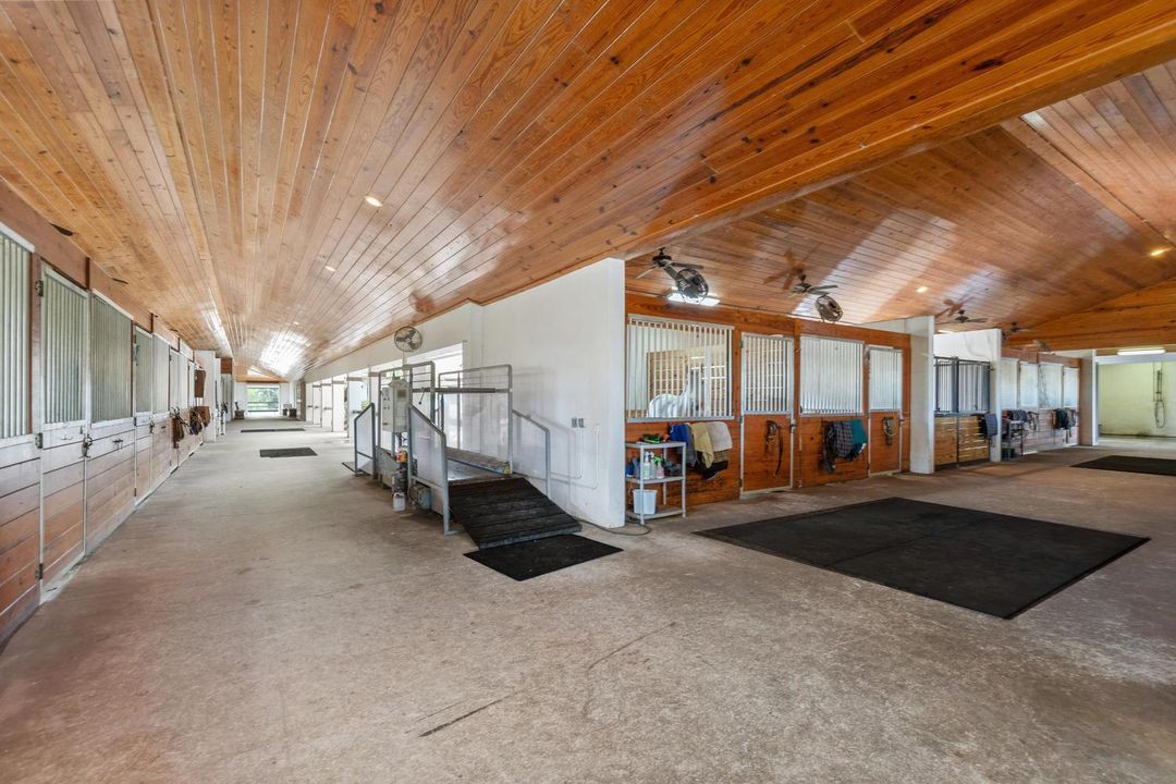 4751 S Rd Wellington FL 33414-large-009-