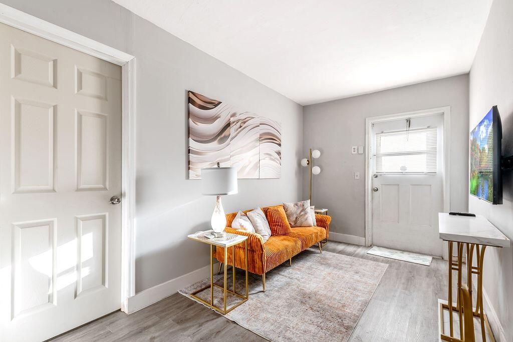1826ShermanStreet#8-3