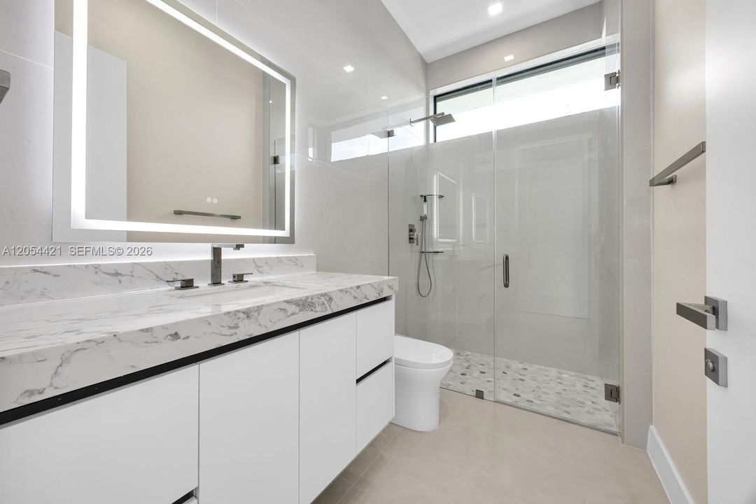 На продажу: $2,799,999 (3 спален, 4 ванн, 2776 Квадратных фут)