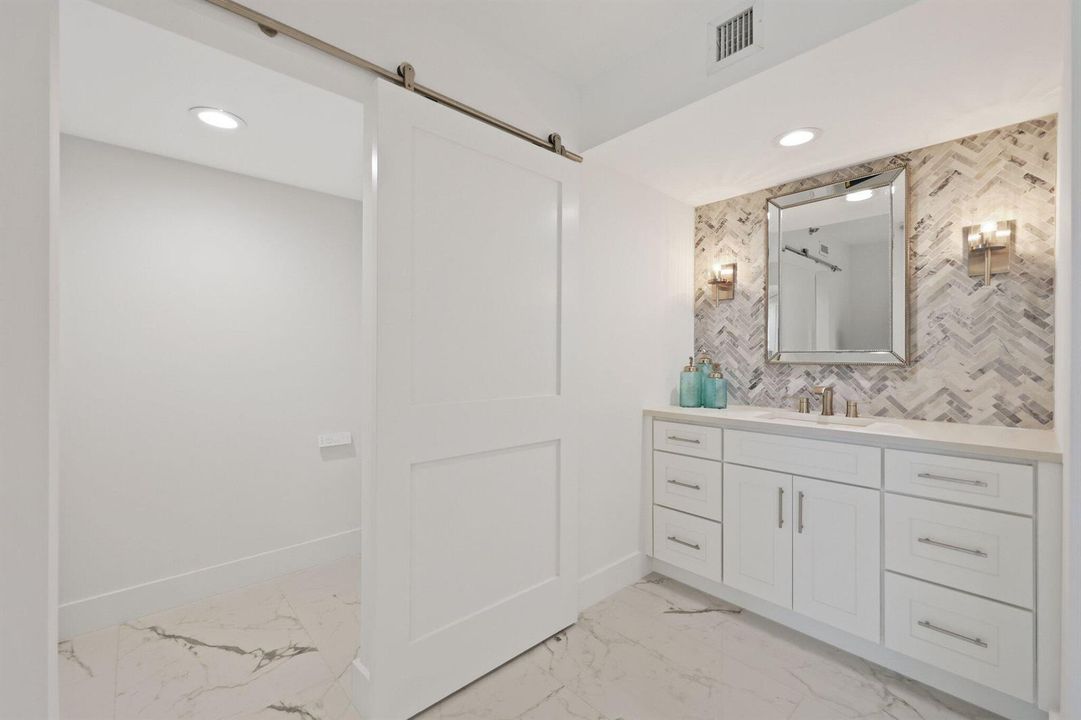 Master Bedroom Bath