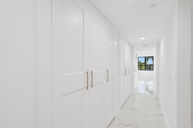 Hallway to Master Bedroom Bathroom