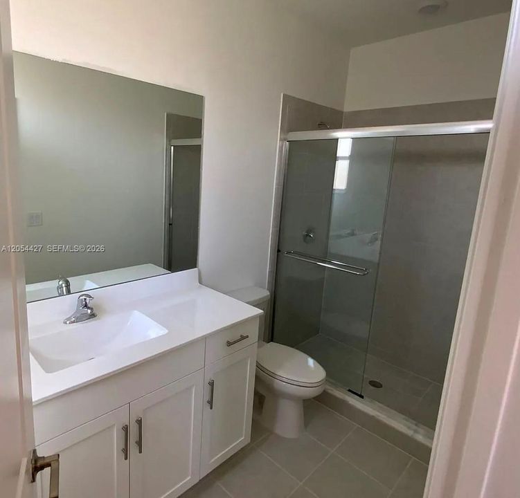 В аренду: $2,400 (3 спален, 2 ванн, 1612 Квадратных фут)
