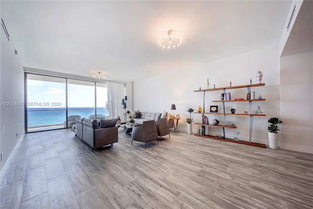 В аренду: $49,500 (3 спален, 4 ванн, 3450 Квадратных фут)
