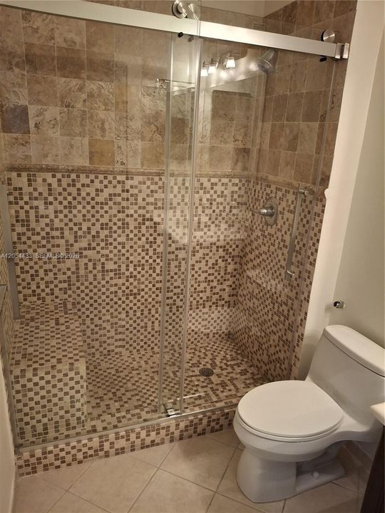 For Rent: $3,000 (2 beds, 2 baths, 1142 Square Feet)