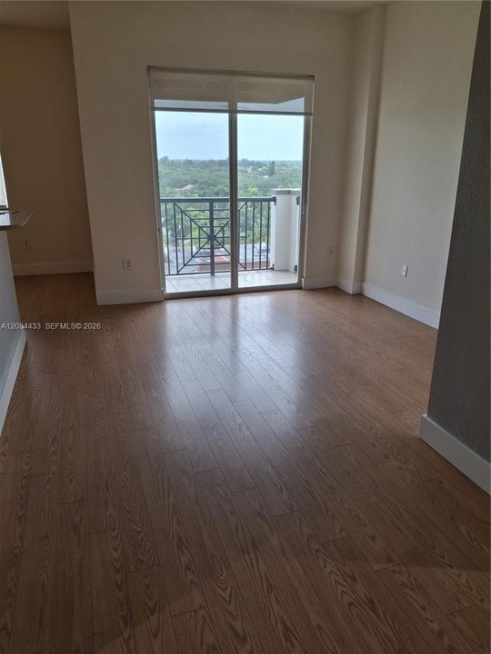 For Rent: $3,000 (2 beds, 2 baths, 1142 Square Feet)