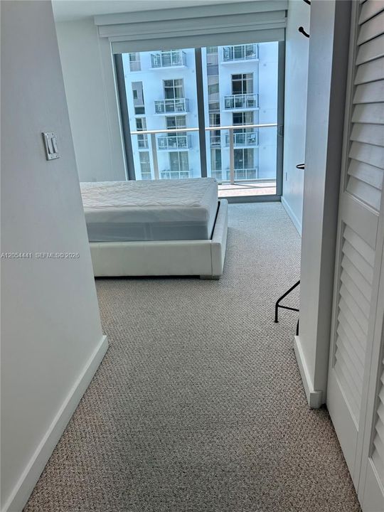 For Sale: $574,900 (2 beds, 2 baths, 799 Square Feet)