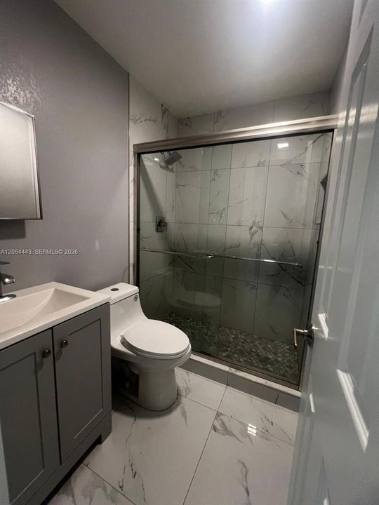 For Rent: $2,395 (2 beds, 1 baths, 5268 Square Feet)