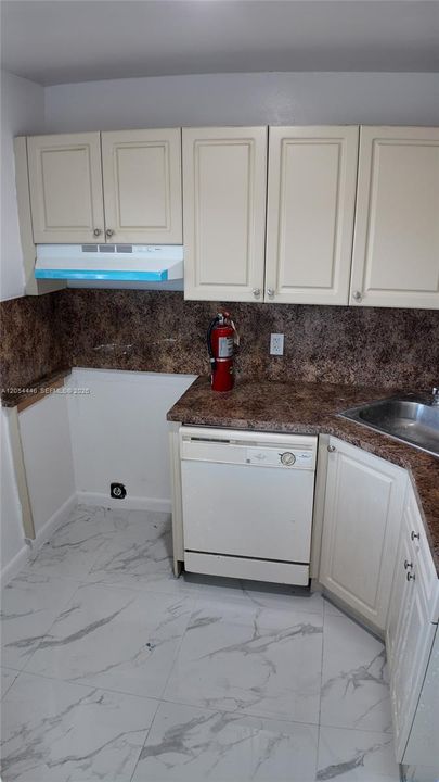 En Renta: $1,700 (1 camas, 1 baños, 434568 Pies cuadrados)