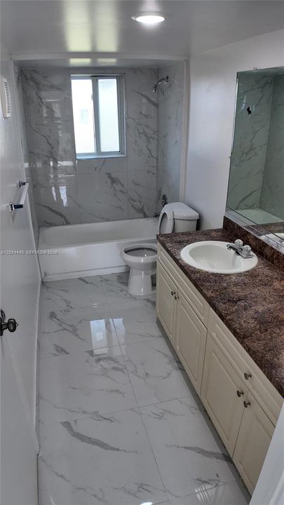 En Renta: $1,700 (1 camas, 1 baños, 434568 Pies cuadrados)