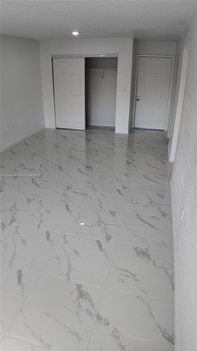 En Renta: $1,700 (1 camas, 1 baños, 434568 Pies cuadrados)