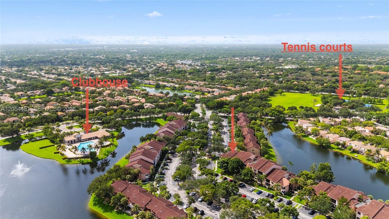 For Sale: $265,000 (2 beds, 2 baths, 1070 Square Feet)