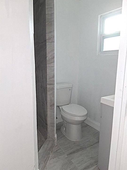 625 45th bath