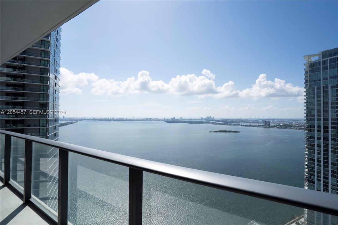 На продажу: $879,000 (2 спален, 3 ванн, 1193 Квадратных фут)