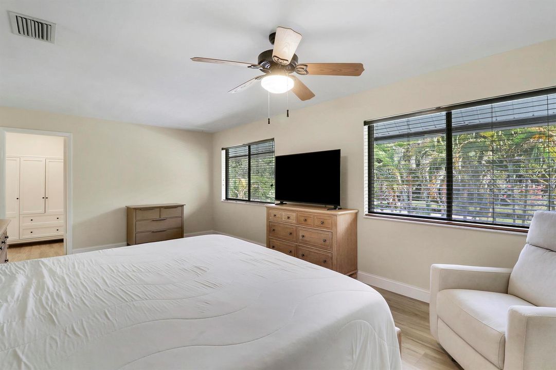 Master Bedroom\