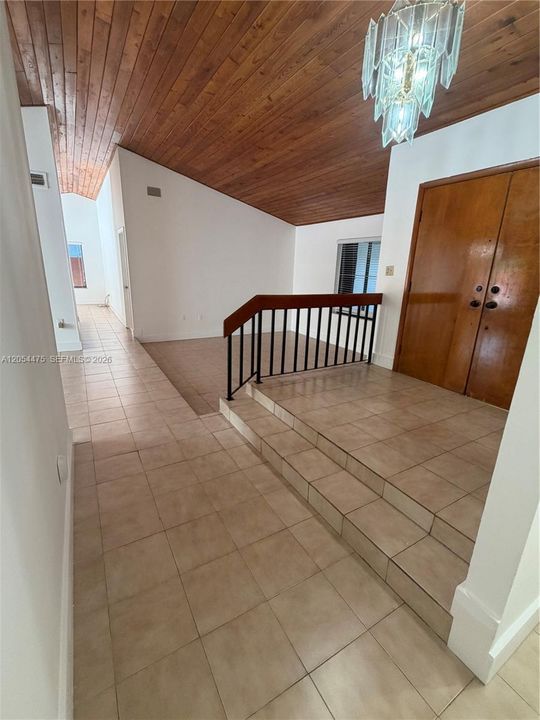 В аренду: $4,350 (4 спален, 2 ванн, 2649 Квадратных фут)