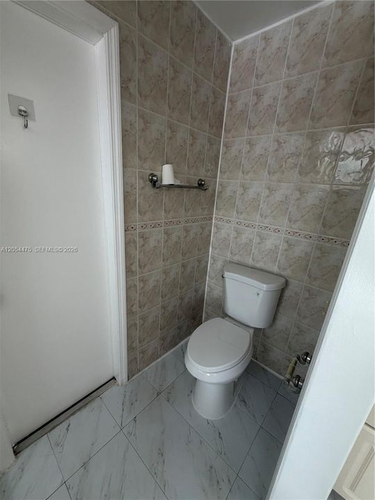 В аренду: $4,350 (4 спален, 2 ванн, 2649 Квадратных фут)