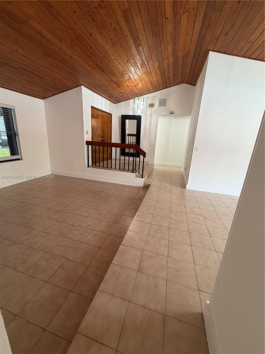 В аренду: $4,350 (4 спален, 2 ванн, 2649 Квадратных фут)
