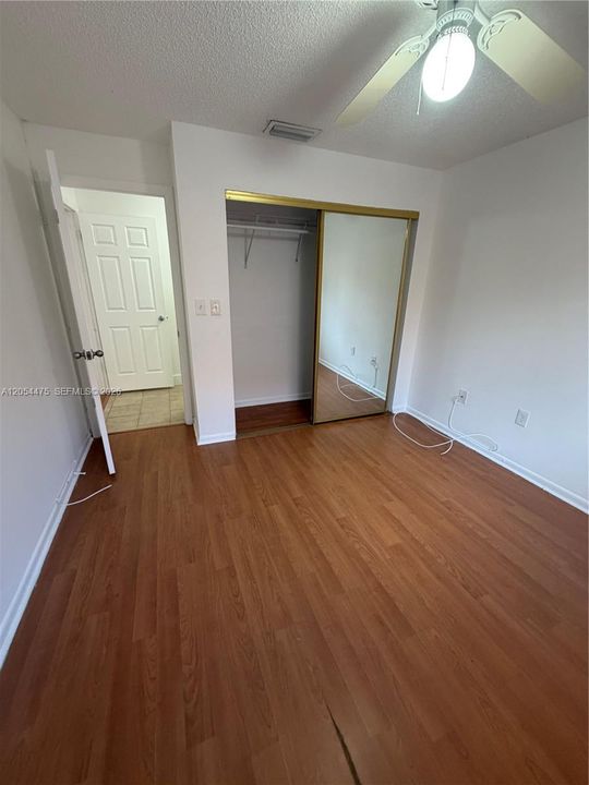 В аренду: $4,350 (4 спален, 2 ванн, 2649 Квадратных фут)