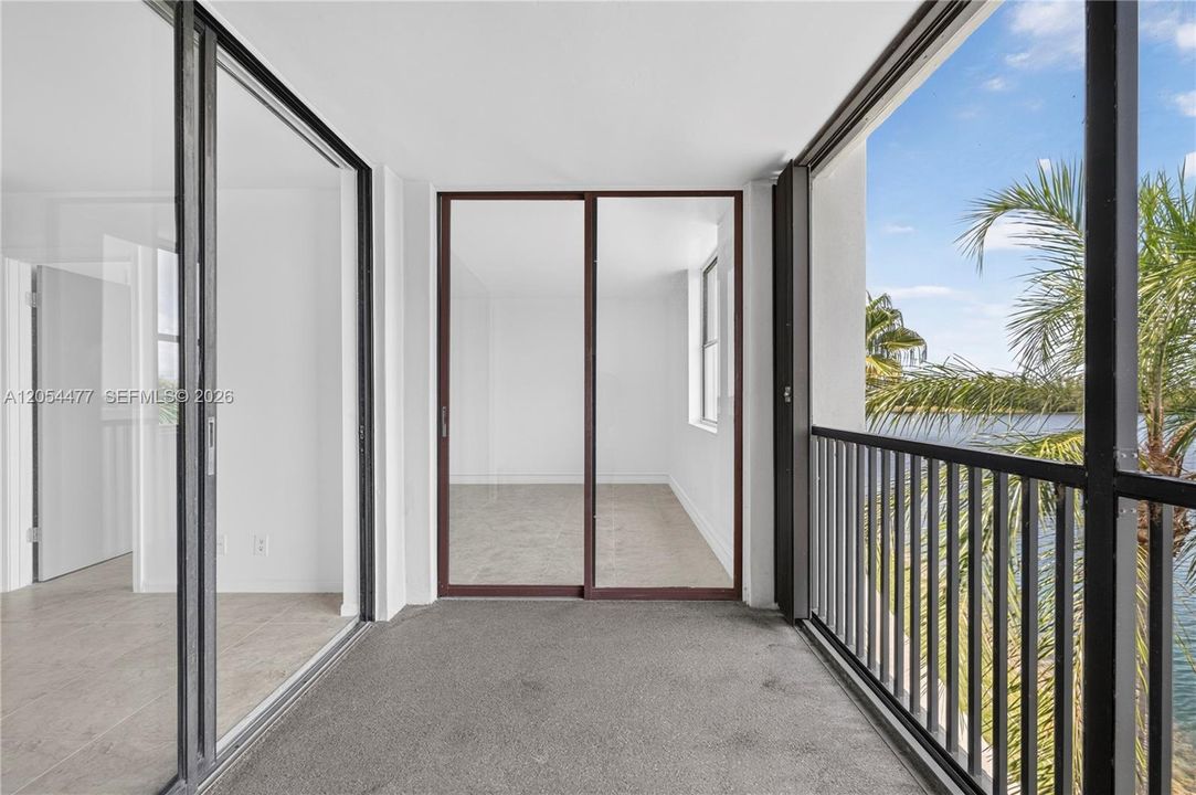 En Venta: $235,000 (2 camas, 2 baños, 920 Pies cuadrados)
