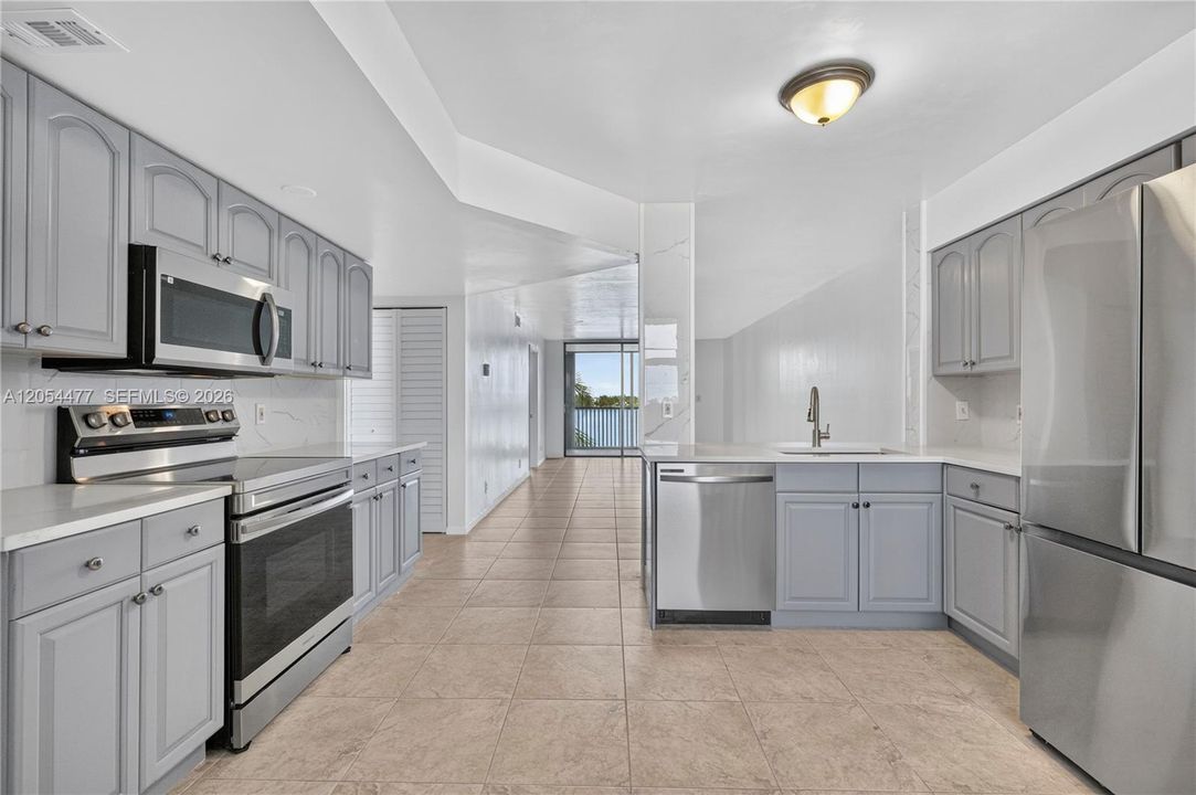 En Venta: $235,000 (2 camas, 2 baños, 920 Pies cuadrados)