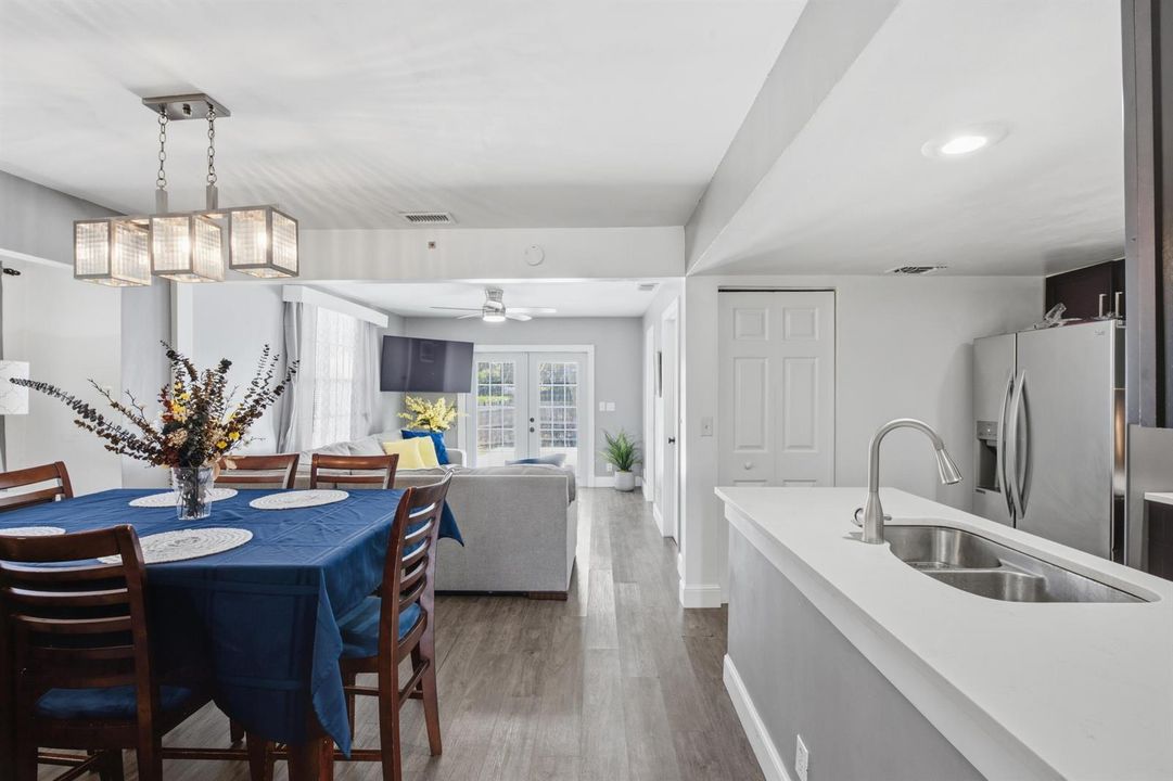 Kitchen/Dining