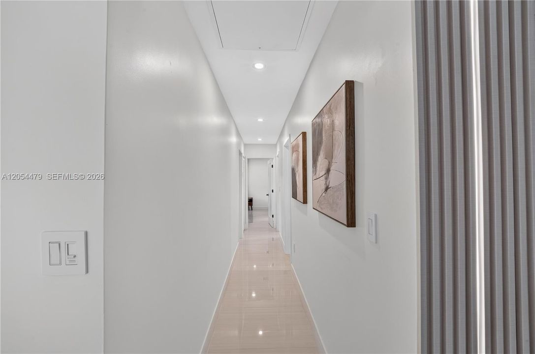 En Venta: $825,000 (2 camas, 2 baños, 1520 Pies cuadrados)