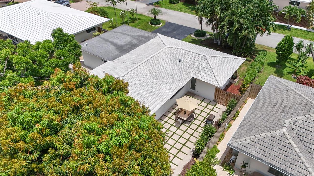 En Venta: $825,000 (2 camas, 2 baños, 1520 Pies cuadrados)