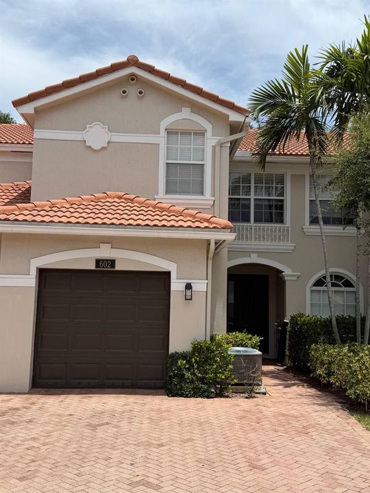 0_listing_front