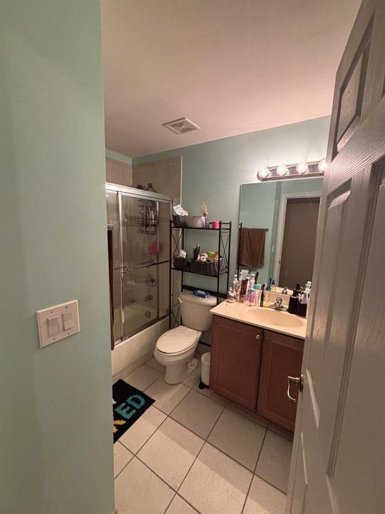bath_upper_level_1