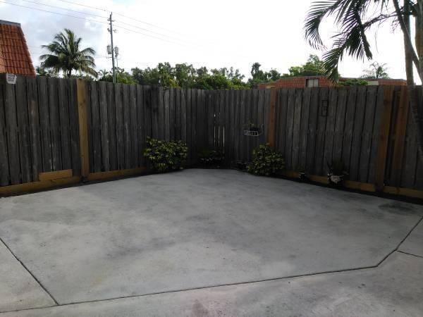 Large Courtyard Area