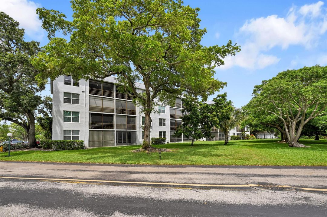 103 Royal Park Dr 00020