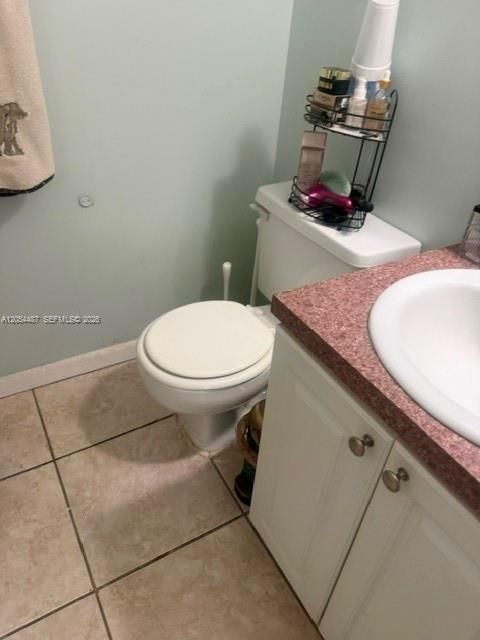 En Venta: $410,580 (2 camas, 2 baños, 0 Pies cuadrados)