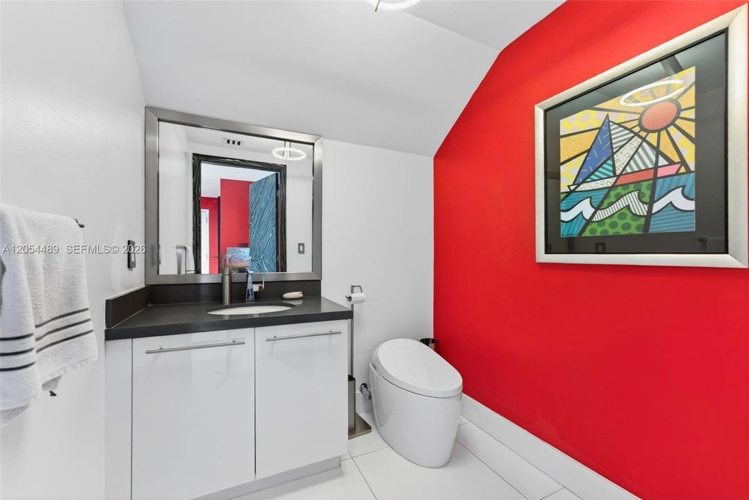 En Venta: $3,500,000 (3 camas, 3 baños, 2418 Pies cuadrados)