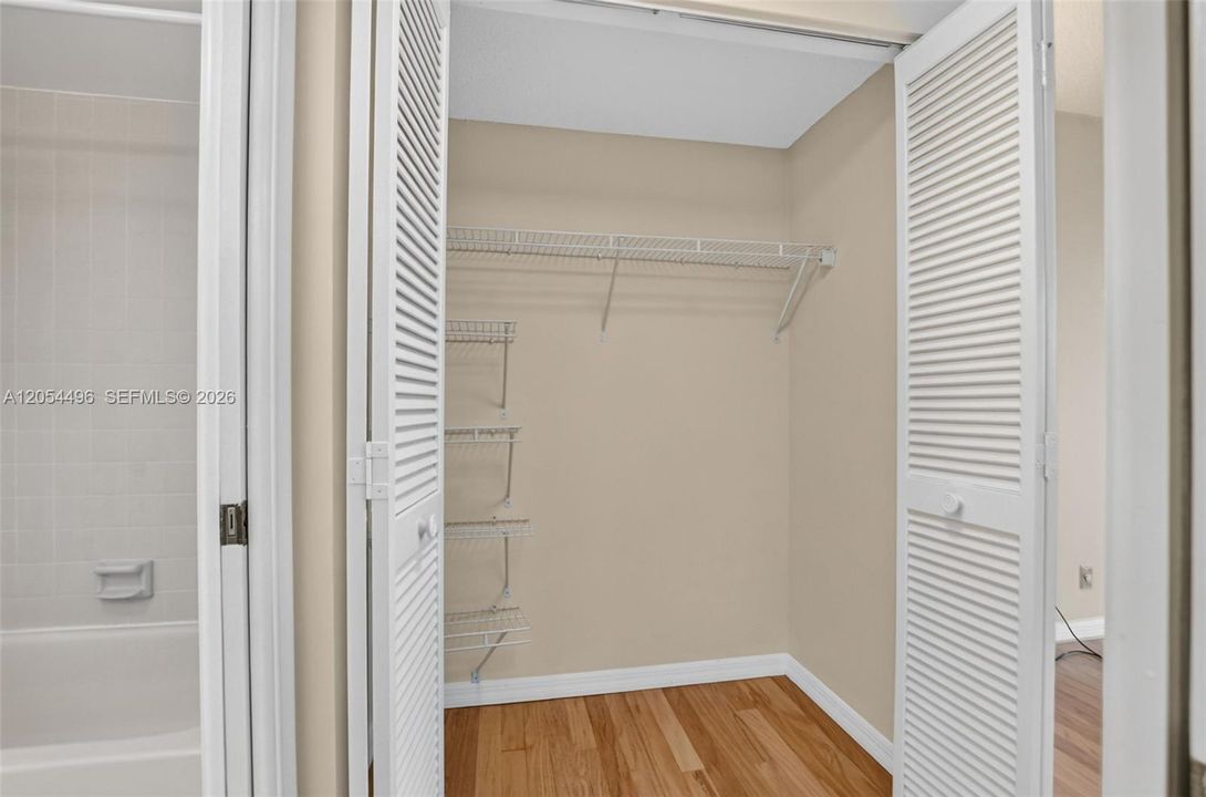 additional closet in master bedroom