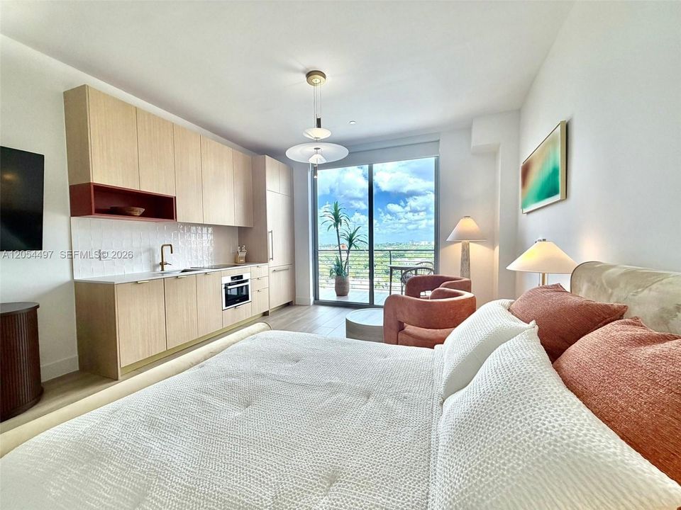 For Rent: $3,750 (0 beds, 1 baths, 569 Square Feet)