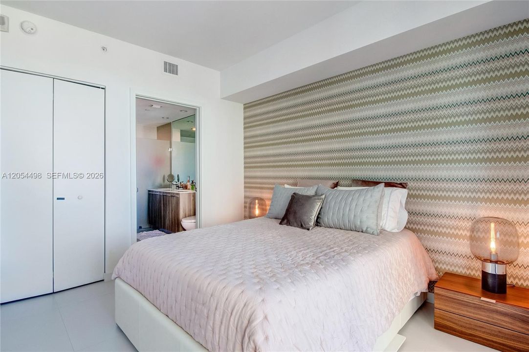 На продажу: $445,000 (1 спален, 1 ванн, 622 Квадратных фут)