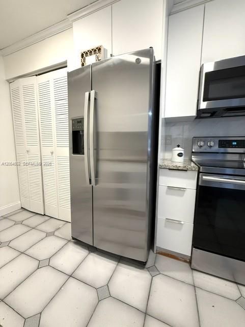 В аренду: $2,190 (2 спален, 2 ванн, 970 Квадратных фут)