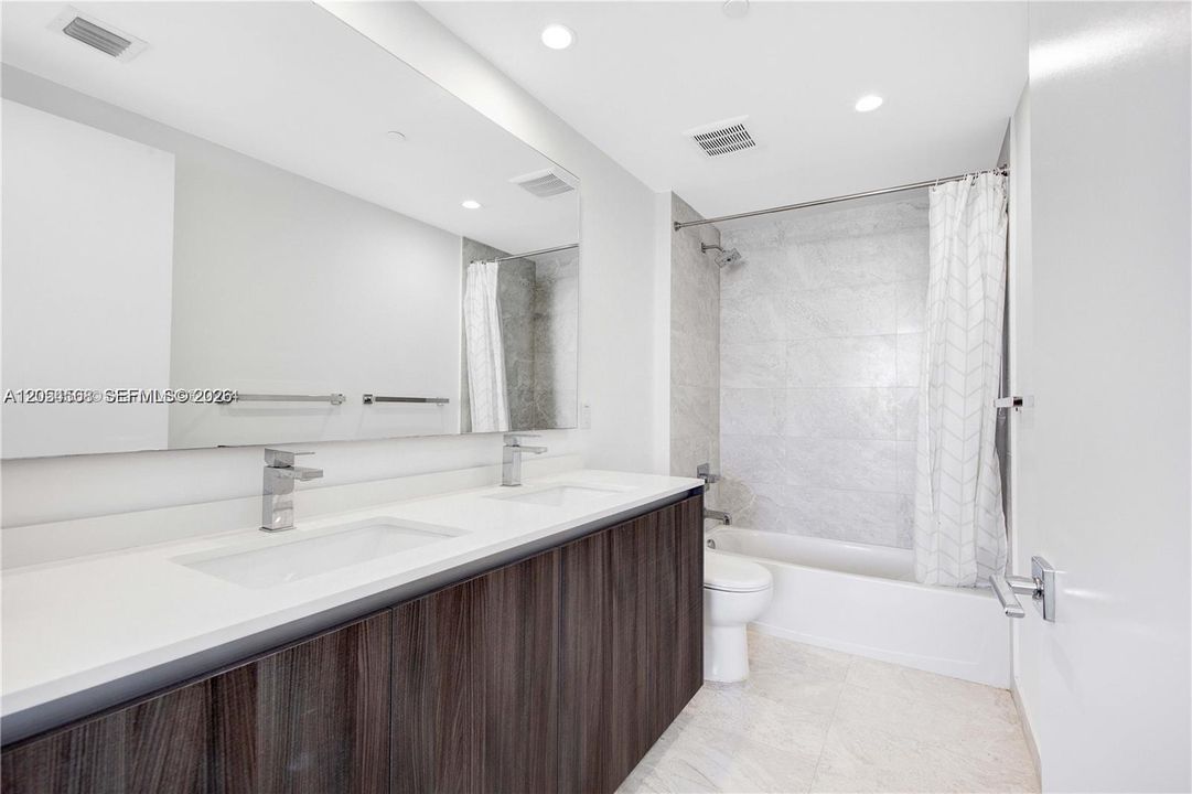 For Rent: $6,500 (2 beds, 2 baths, 1178 Square Feet)