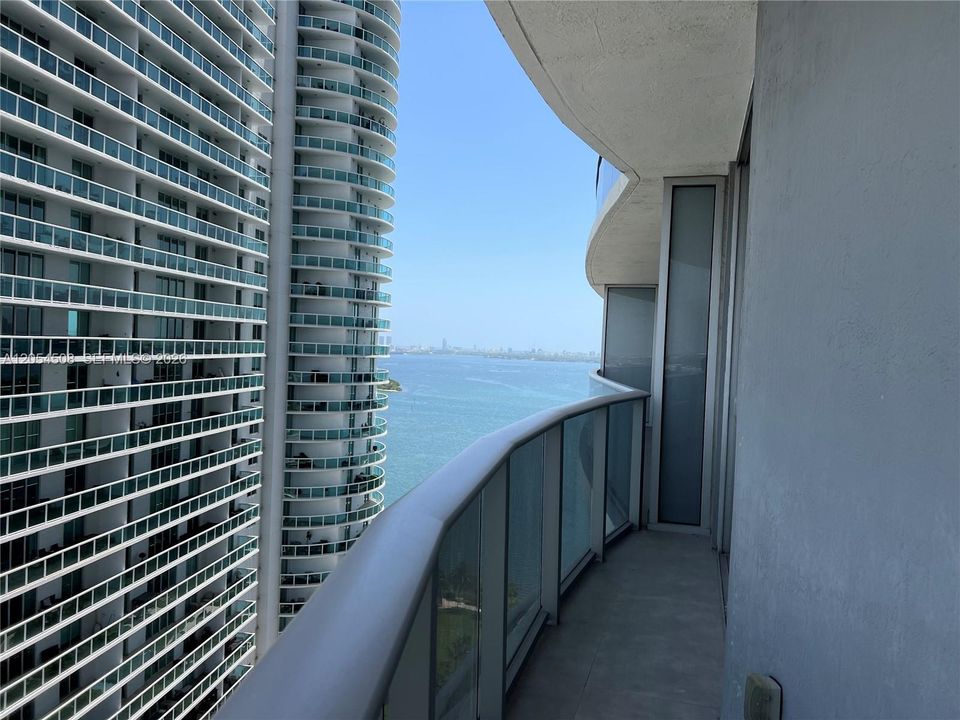 For Rent: $6,500 (2 beds, 2 baths, 1178 Square Feet)