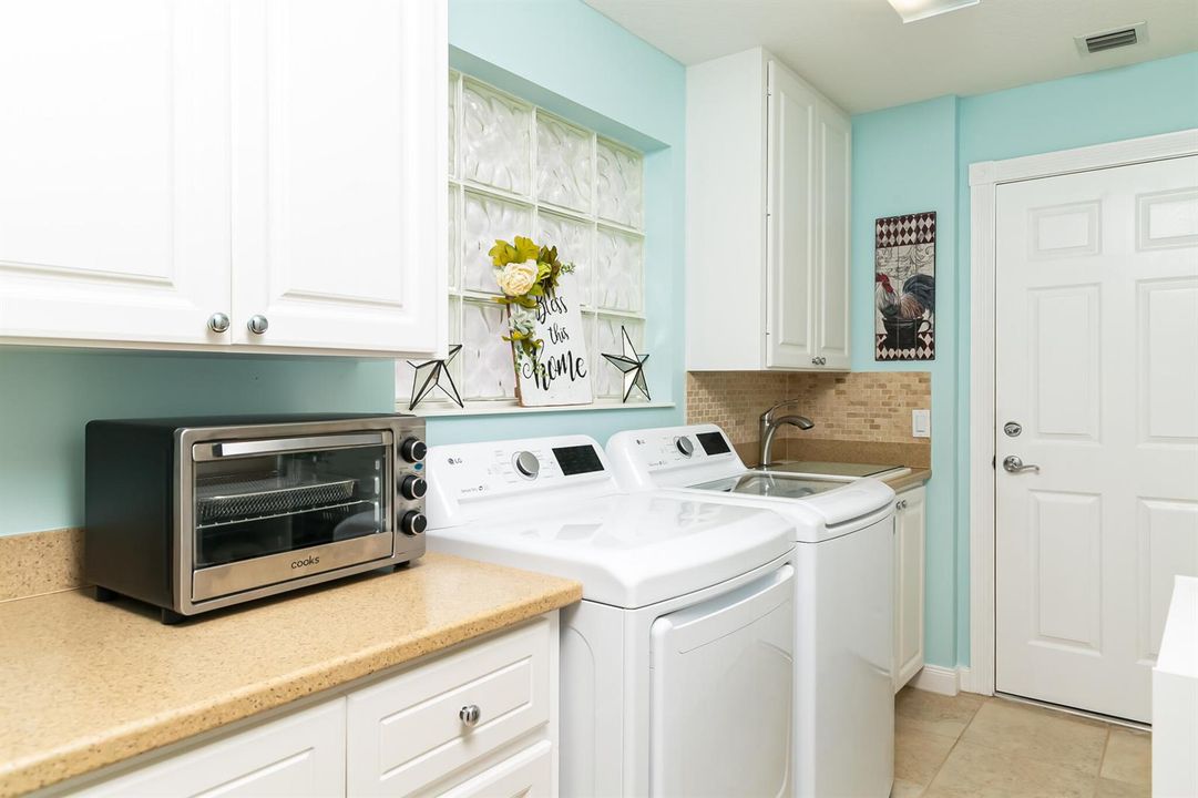 10509Stratton2-24