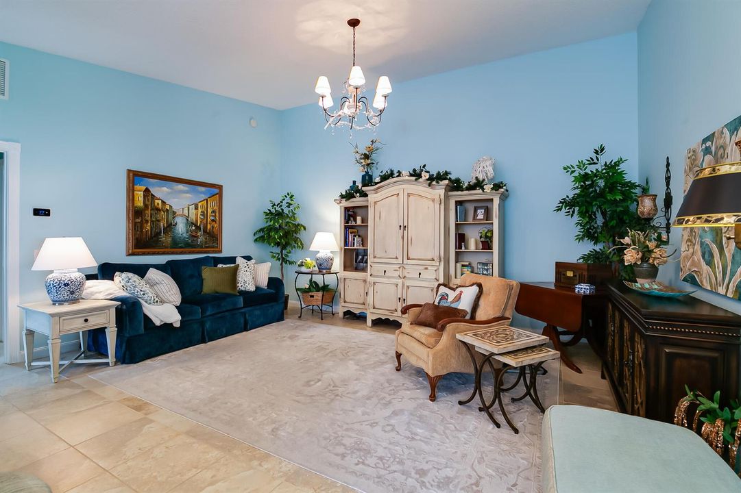 10509Stratton2-7