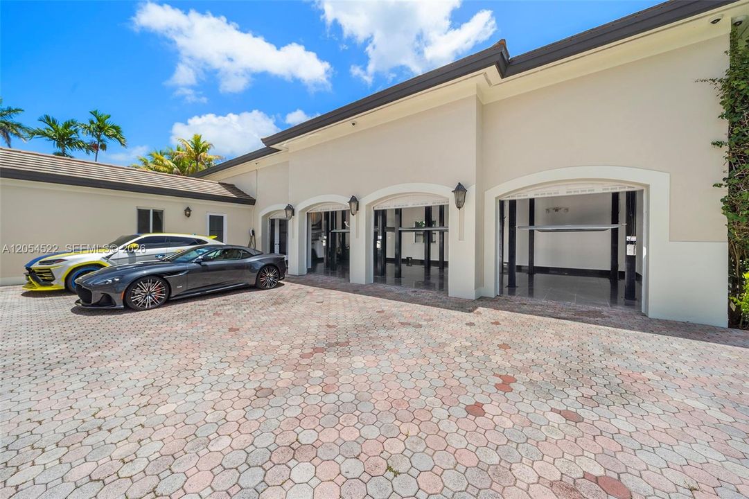 En Venta: $5,395,000 (7 camas, 7 baños, 7831 Pies cuadrados)
