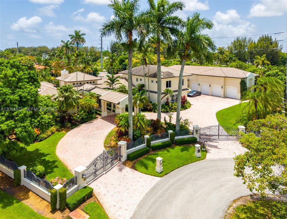 En Venta: $5,395,000 (7 camas, 7 baños, 7831 Pies cuadrados)