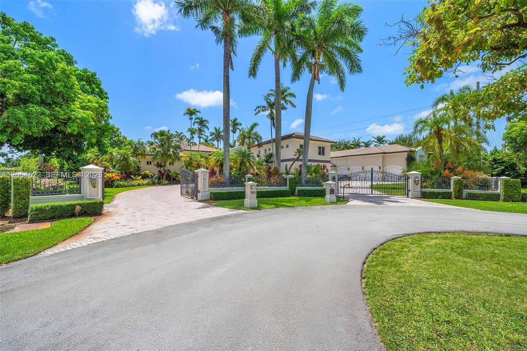 En Venta: $5,395,000 (7 camas, 7 baños, 7831 Pies cuadrados)