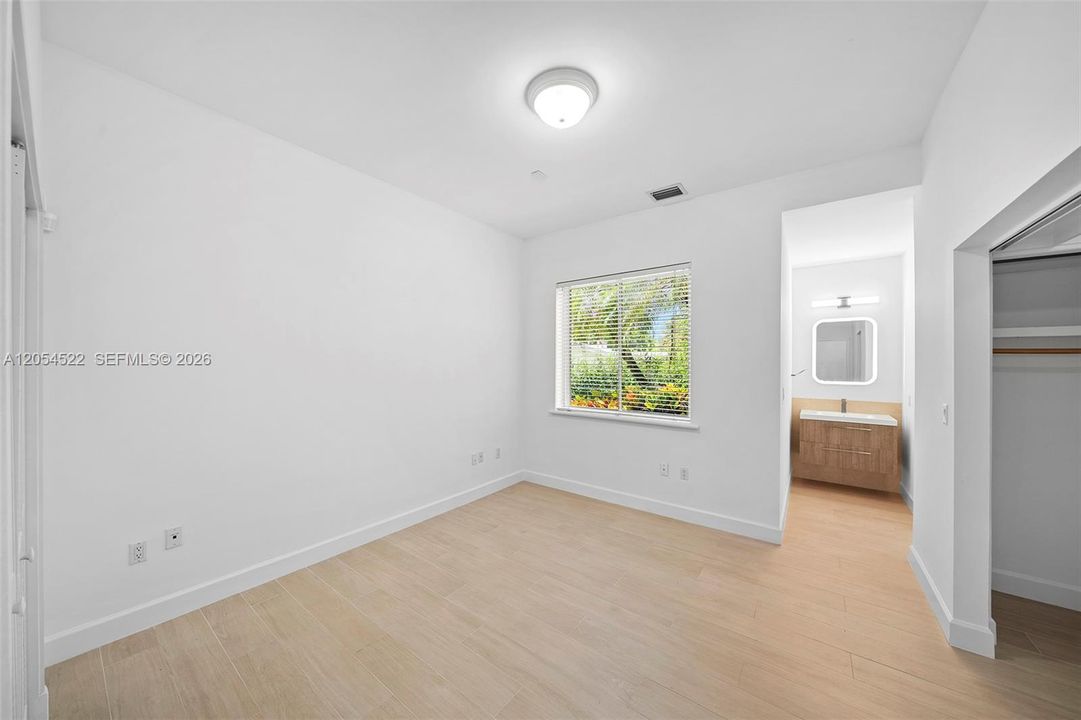 En Venta: $5,395,000 (7 camas, 7 baños, 7831 Pies cuadrados)
