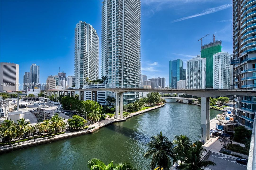 For Rent: $3,200 (1 beds, 1 baths, 795 Square Feet)