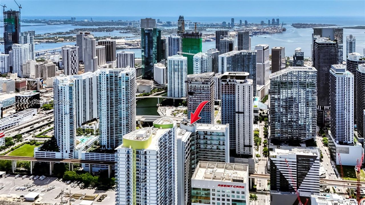 For Rent: $3,200 (1 beds, 1 baths, 795 Square Feet)