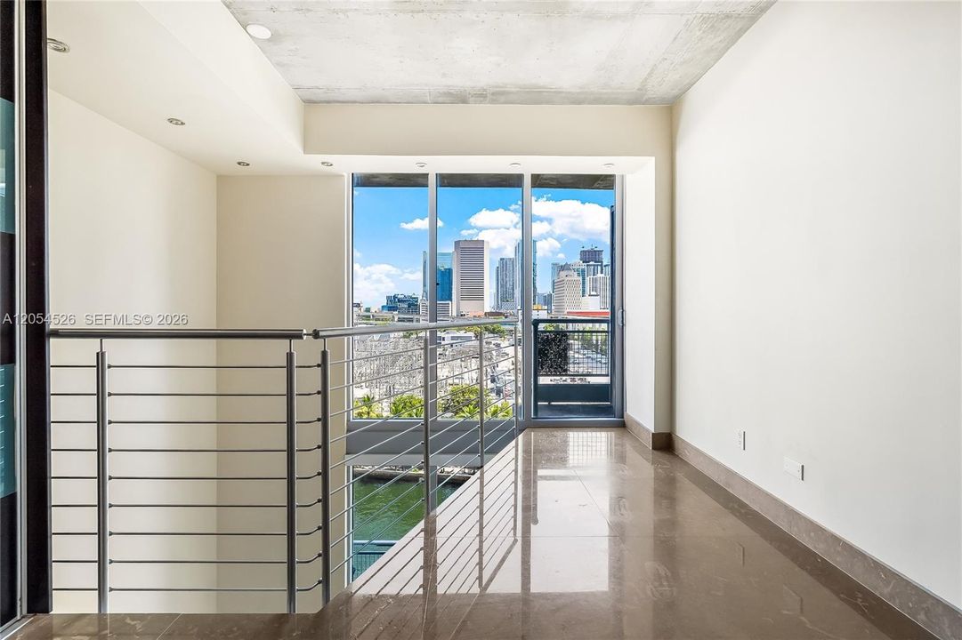 For Rent: $3,200 (1 beds, 1 baths, 795 Square Feet)
